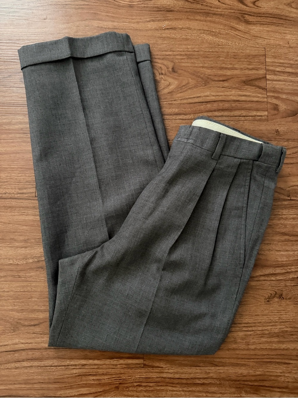 Haggar Gray Pleated Dress Pants